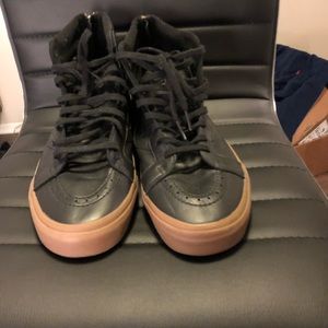 Vans- Brand New Black leather Gum bottoms